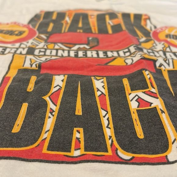 HOUSTON ROCKETS Vintage 1995 Back 2 Back Champions NBA Graphic Tee - Picture 8 of 15